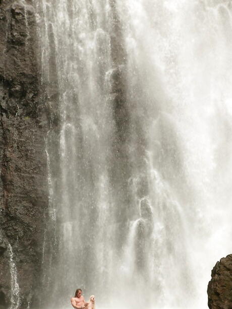 Sexy american milf Jesse Jane drilled in her nice pussy after good cock suck outside